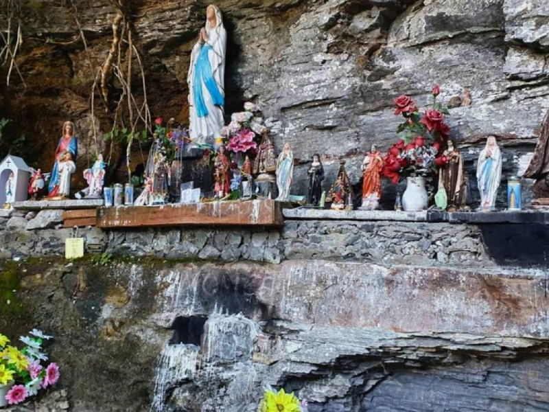 Gruta Nossa Senhora de Lourdes (3)